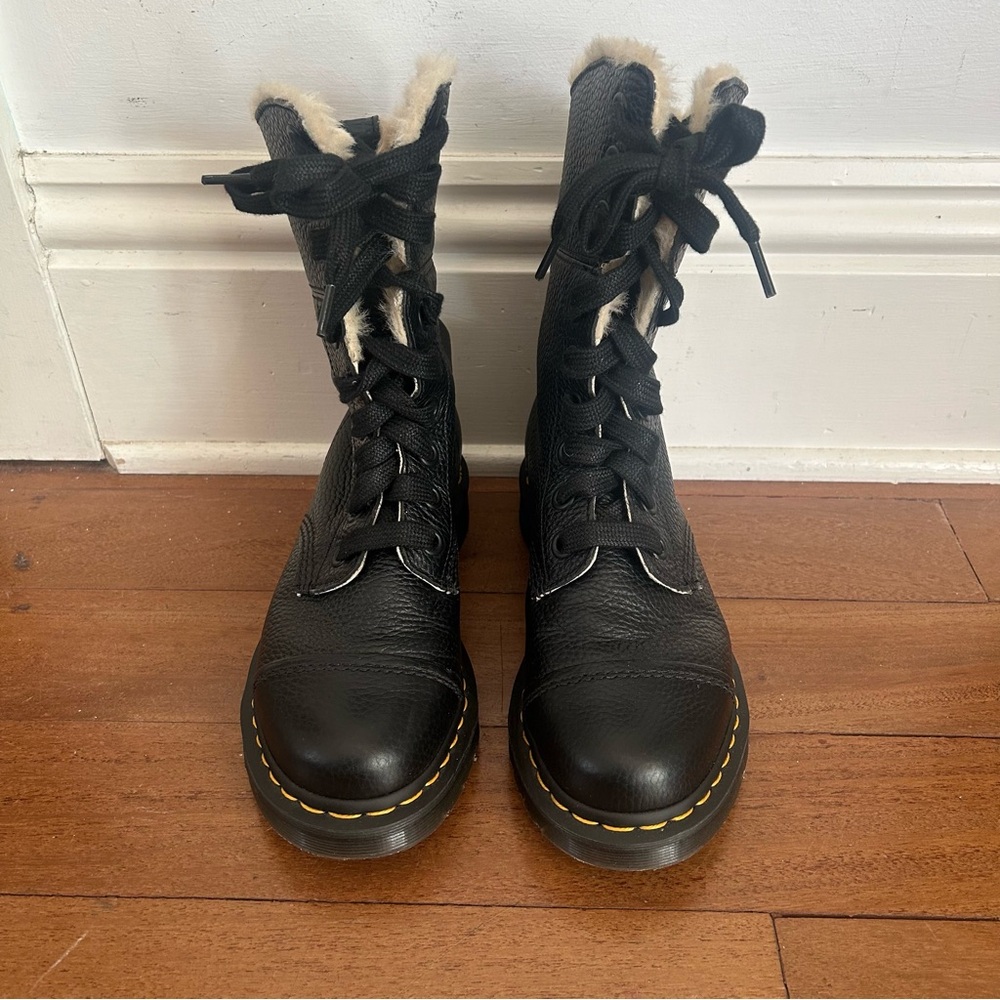 Black Womens Doc Marten Boots - Picture 4 of 16